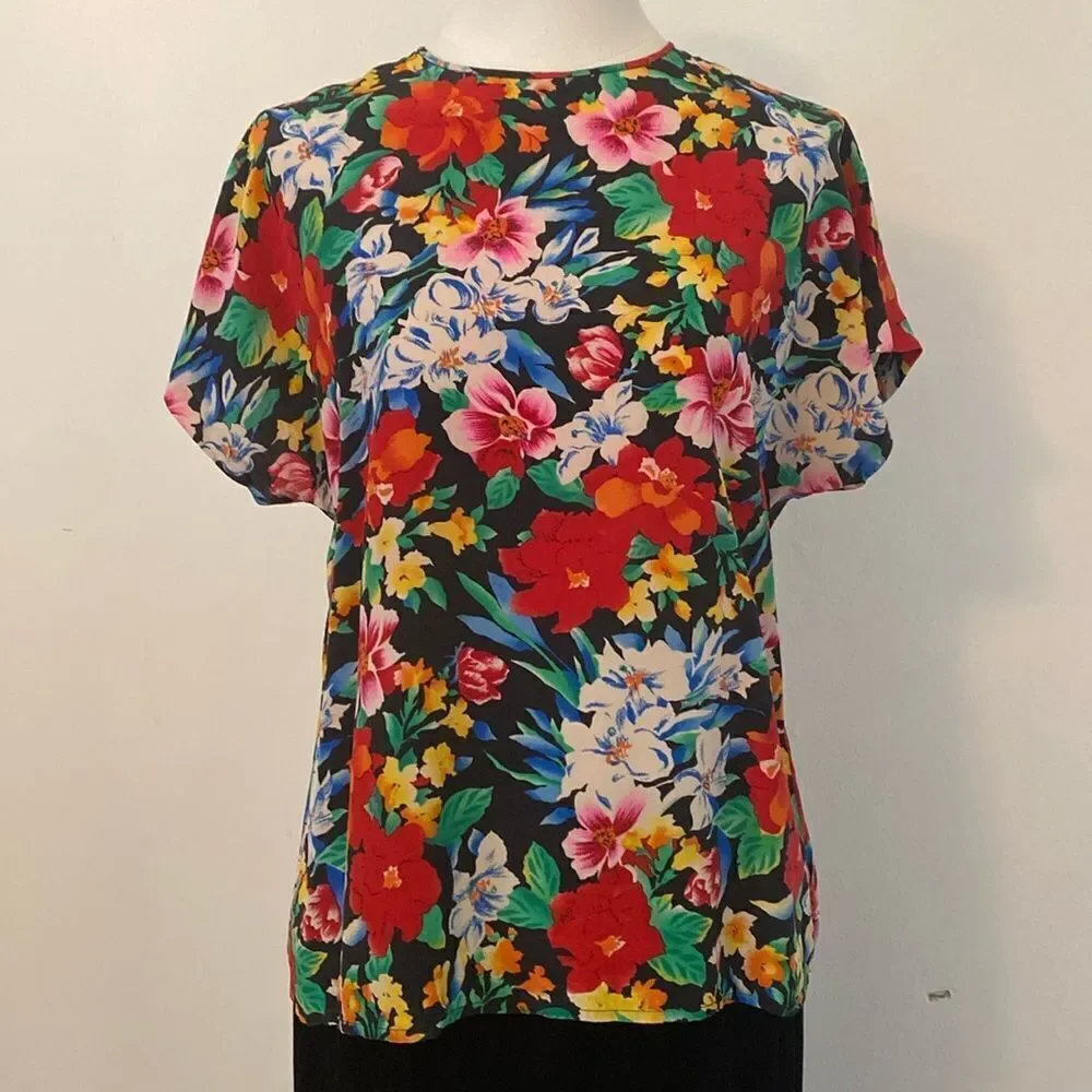 Vintage 90's Silk Floral Liz Claiborne Short Sleeve Shirt w/ Button Back Size 8P